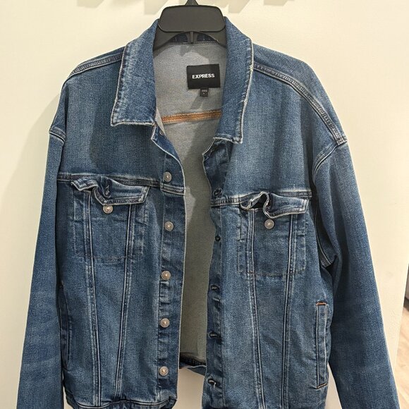 Express L Jean Jacket - Picture 1 of 3